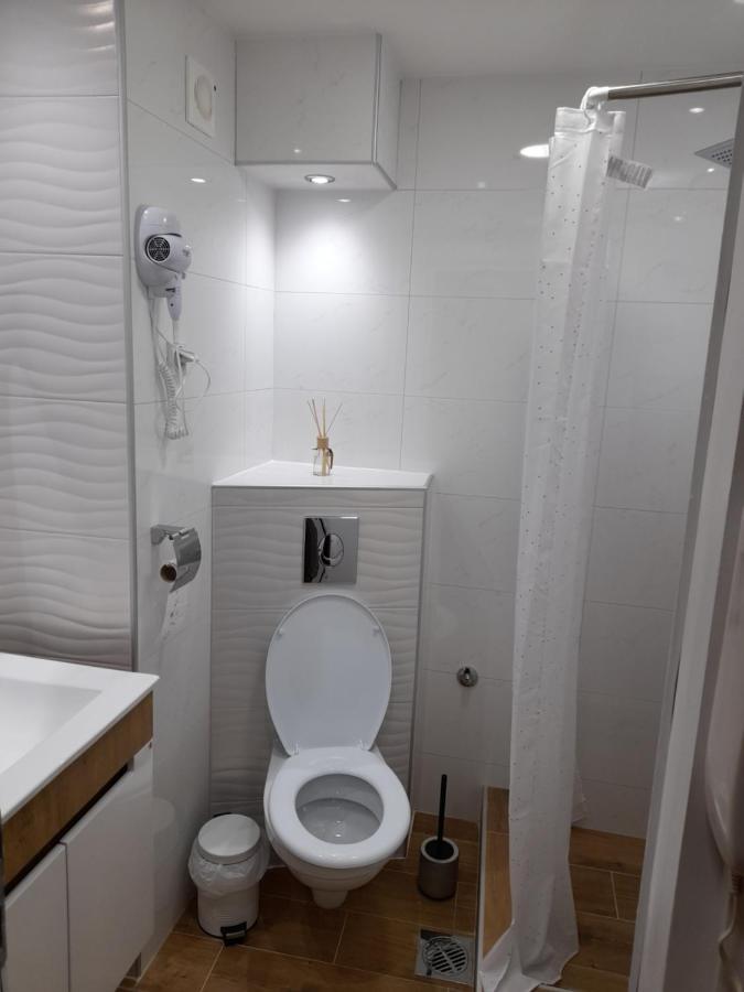 Iva Lux Apartman Zaječar Exteriör bild